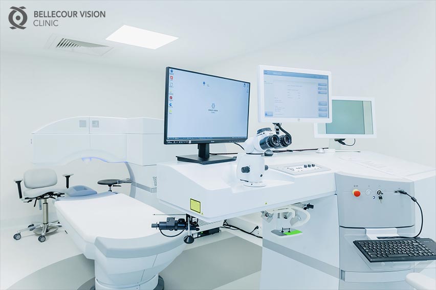 centre ophtalmologie moderne avec de bons équipements